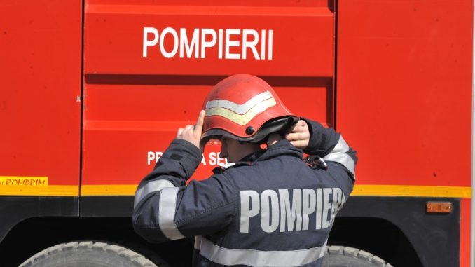 Incendiu într-un apartament din Florești. Totul a pornit de la o lumânare nesupravegheată