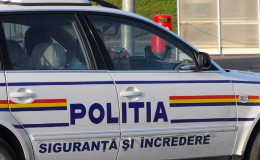 Un tânăr a sunat la 112 și a spus că este sechestrat într-un bar. Polițiștii au dat peste o petrecere privată în ultima zi de Crăciun