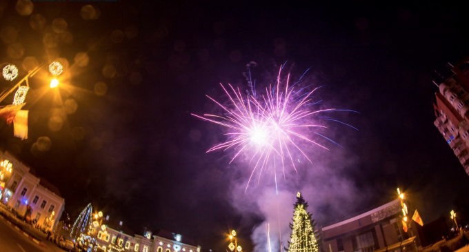 Turdenii au fost lăsați fără artificii înainte de Revelion! Primăria a anulat focul de artificii în ultimul moment