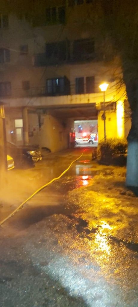 O femeie a murit într-un incendiu produs pe strada Horea în noaptea de Revelion