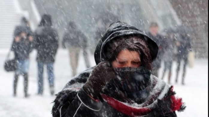 Prognoza meteo. Ploi și ninsori în weekend în toată țara