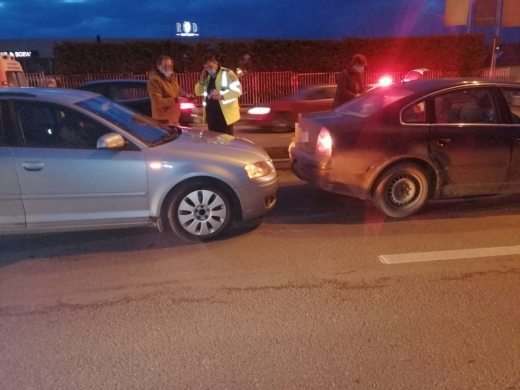 Un șofer beat a provocat un accident pe Calea Turzii