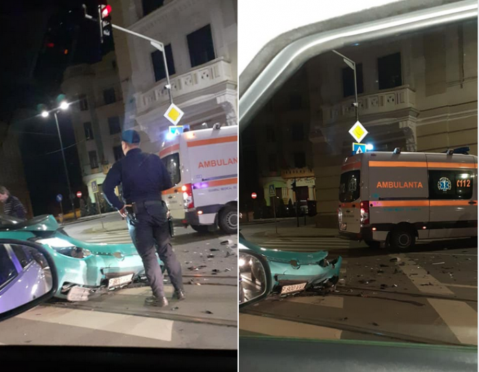 Ambulanță lovită pe strada Horea