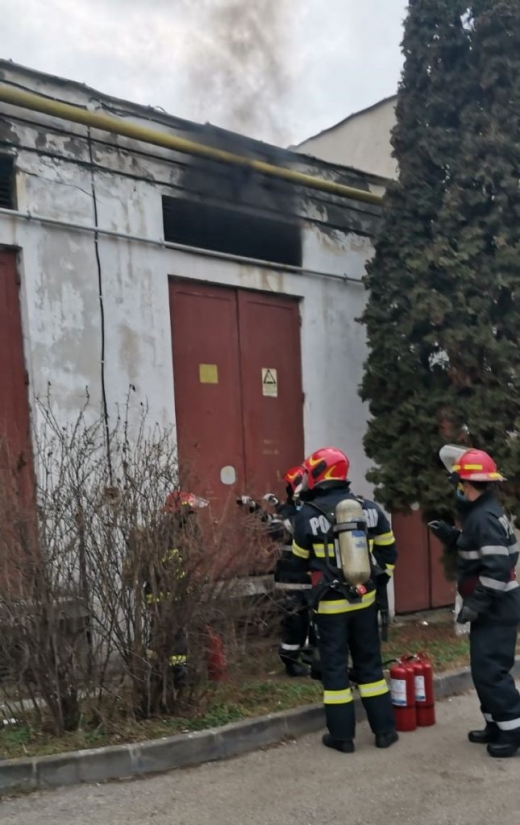 Incendiu la Spitalul Municipal din Dej! A cedat instalația electrică