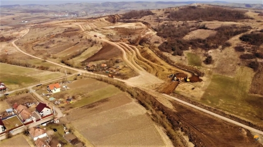 Imagini VIDEO din dronă cu Autostrada A3, tronsoanele Nădășelu-Zimbor-Poarta Sălajului. S-a dat startul lucrărilor