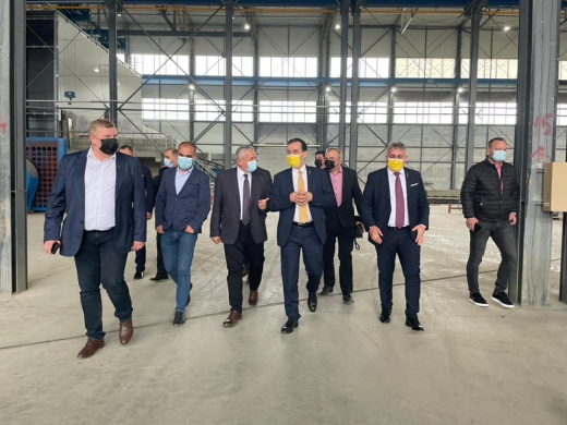 Liderii PNL, vizită în Parcul Industrial din Câmpia Turzii. Primarul Lojigan 