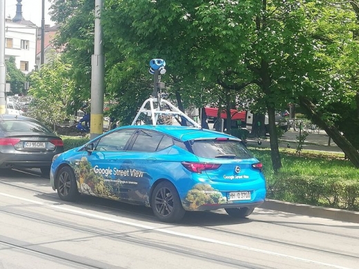 FOTO. Mașina Google Street View se plimbă și fotografiază străzile Clujului. Se actualizează Google Maps. Sursă foto: Paul Ghergheci