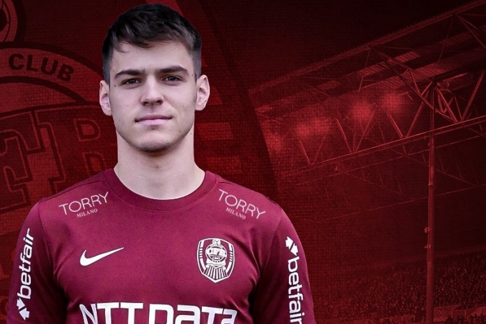 CFR Cluj l-a prezentat pe Daniel Paraschiv, cel mai promițător atacant din Liga a 2-a