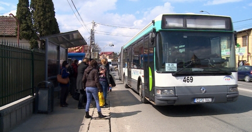 Floreștenii, exasperați de autobuzele fără aer condiționat