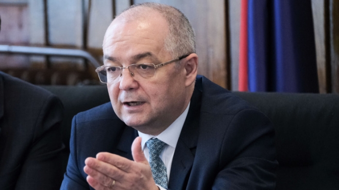 Boc: „Revocarea miniștrilor face parte din meniul zilei. Acum contează creșterea prețurilor la facturi”