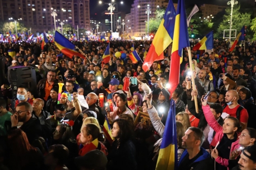 Antivacciniștii ajung la SPITAL sau MOR după protestul din 2 octombrie. Organizator proteste: „Toată familia mea, pe parte femeiască este în spital”