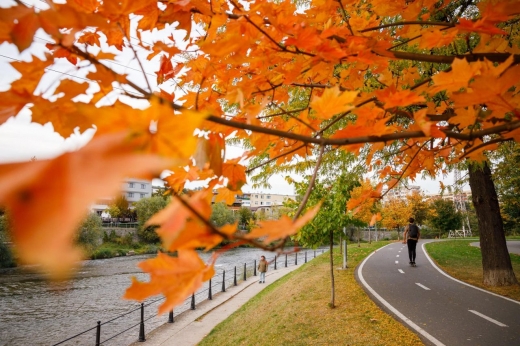 Cum va fi vremea în noiembrie la Cluj? Se anunță temperaturi de vară