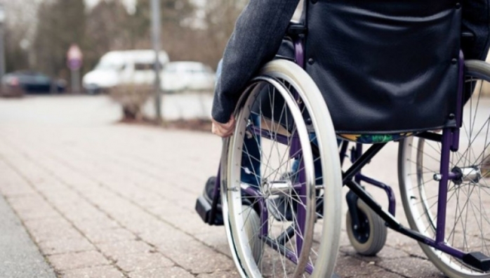 Strigăt de ajutor din partea unui clujean lăsat fără pensie de handicap