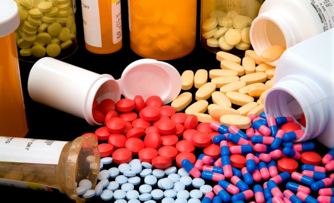 Medicamente cunoscute, interzise în alte țări, pot fi cumpărate în România