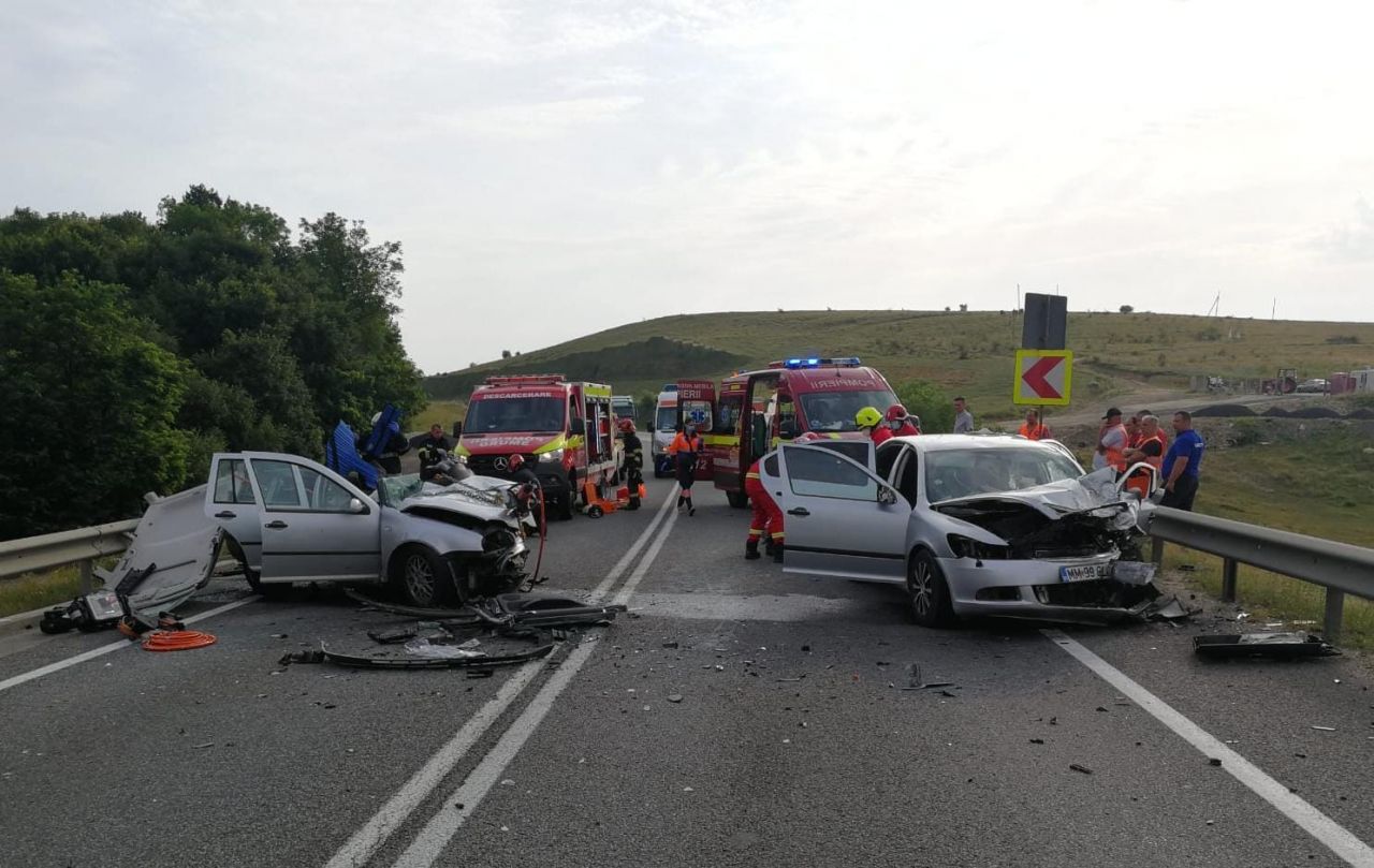 FOTO Accident GRAV pe centura Vâlcele Apahida Doi bărbați au rămas