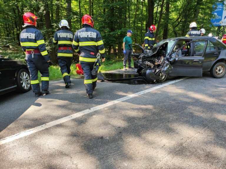 Trei Mor I N Urma Unui Grav Accident Din Sibiu Un Adolescent De