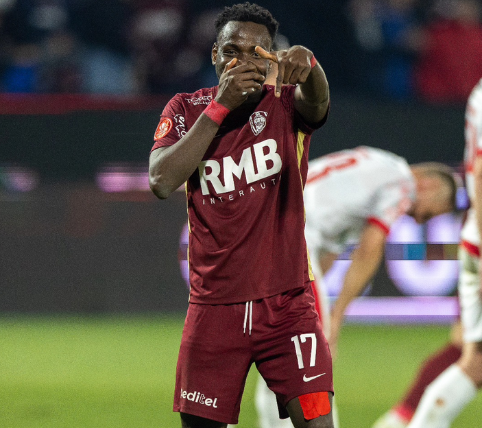 Golgheterul Philip Otele de la CFR Cluj dorit de o echipă din Premier