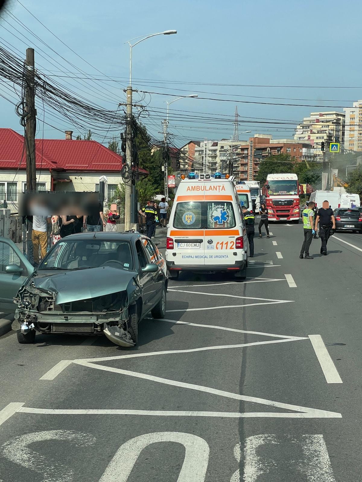 Accident Ntre Dou Ma Ini I O Motociclet Pe Calea Baciului Trei