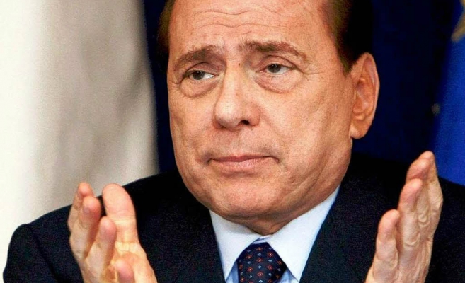  Silvio Berlusconi riscă să nu aibă dreptul de a candida şase ani în urma condamnării în dosarul Mediaset