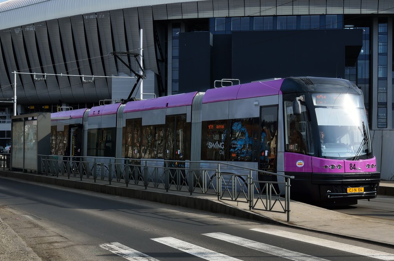 Odată cu modernizarea liniei de tramvai, clujenii se pot bucura şi de un mijloc de transport modern