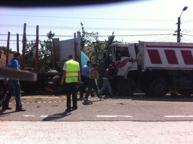Accident in Catcau, sursa foto: dejeanul.ro
