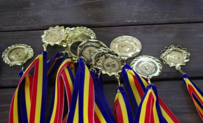 Sportivii români au obţinut nouă medalii de aur, şase de argint şi nouă de bronz, la Campionatele Balcanice de atletism rezevate juniorilor 