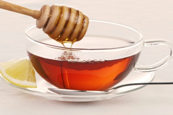 Ceaiurile de plante şi mierea pot dăuna grav sănătății