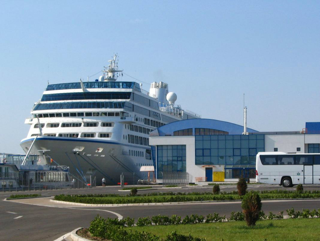 Portul Constanţa devine port de îmbarcare pentru navele de croazieră
