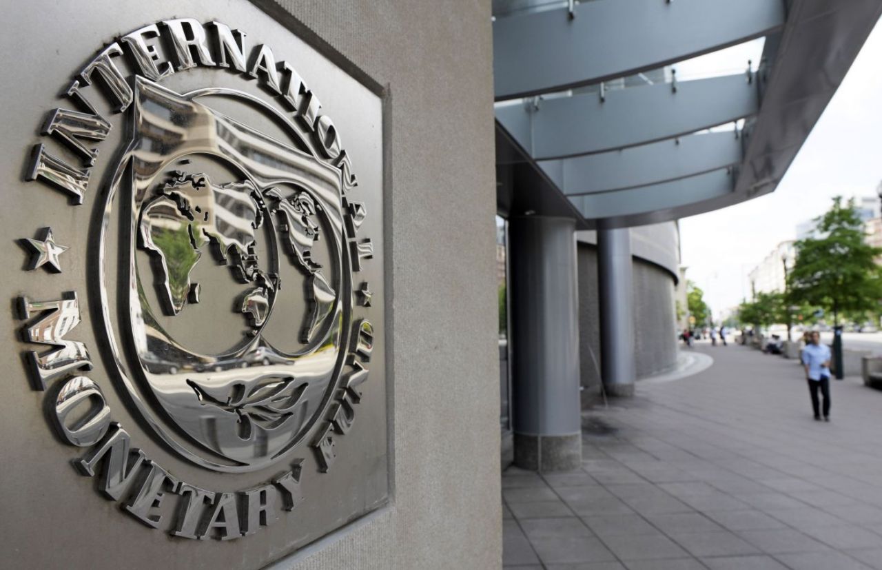 FMI discută vineri solicitarea României pentru un nou acord stand-by