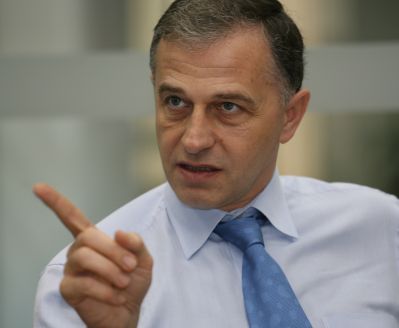 Senatorul Mircea Geoană