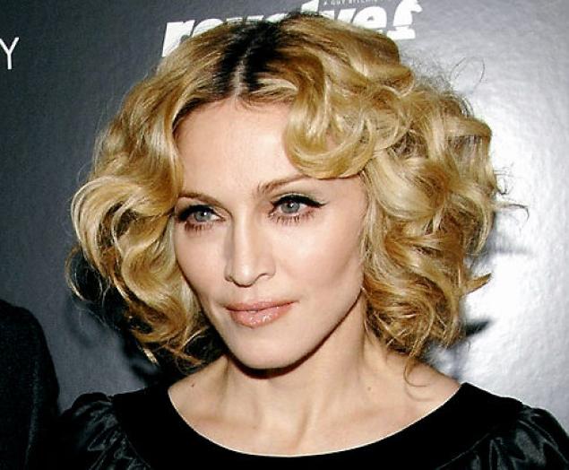 Madonna a dezvăluit că a fost violată