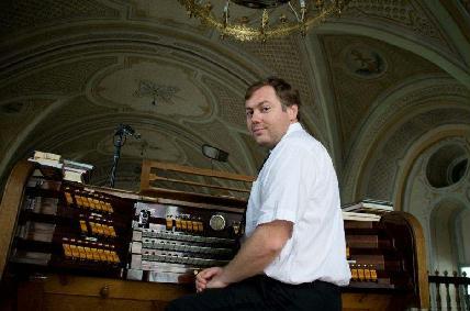 Organistului Erich Turk va susţine mâine, de la ora 19, un recital în cadru l sectiunii Jubilee muzicale, parte a festivalului Toamna Muzicală Clujeană.