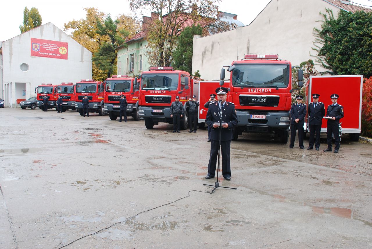 ISU Cluj a primit o autospecială de pompieri.