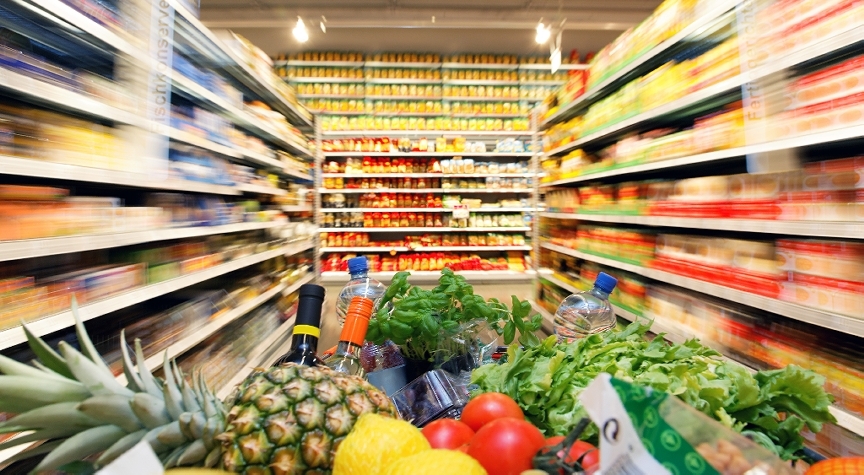 Ce cumpără clujenii din hipermarketuri şi supermarketuri?