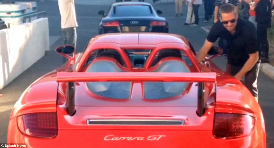 Ultima imagine cu Paul Walker, starul din "The Fast and The Furious", în viaţă