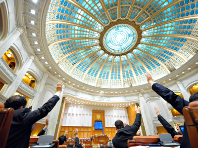 Parlamentul a votat toate articolele și anexele proiectului de lege a bugetului de stat pe 2014