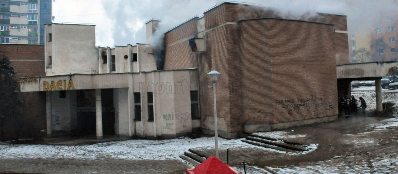 Fostul cinema Dacia a fost incendiat de neunumarate ori