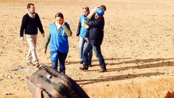 Copil de 4 ani, găsit în mijlocul deşertului Iordaniei