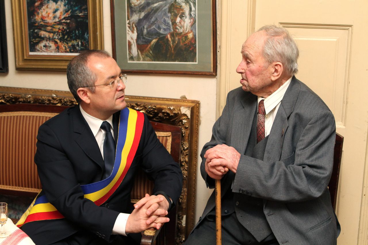 Clujeanul Erdos Tibor și primarul Emil Boc 