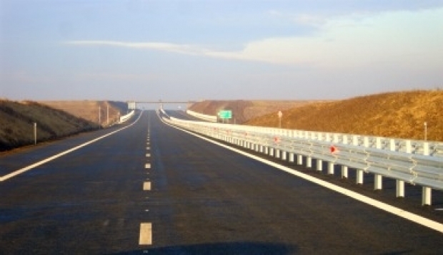 Ministrul Transporturilor, Dan Şova, a anunţat că luna aceasta va da ordinul de începere a lucrărilor pe autostrada Sebeş-Turda