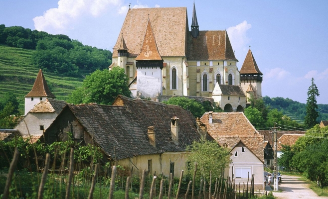 Transilvania, în Top 10 destinații de vacanță inedite, recomandate de CNN. Ce i-a impresionat pe americani