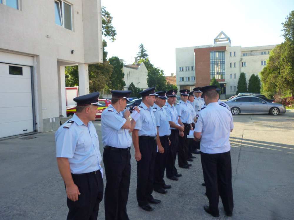 Cereminia de avansare în funcție a 53 de pompieri din cadrul ISU Cluj 
