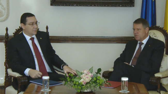 Klaus Iohannis și Victor Ponta. Foto: Captură video
