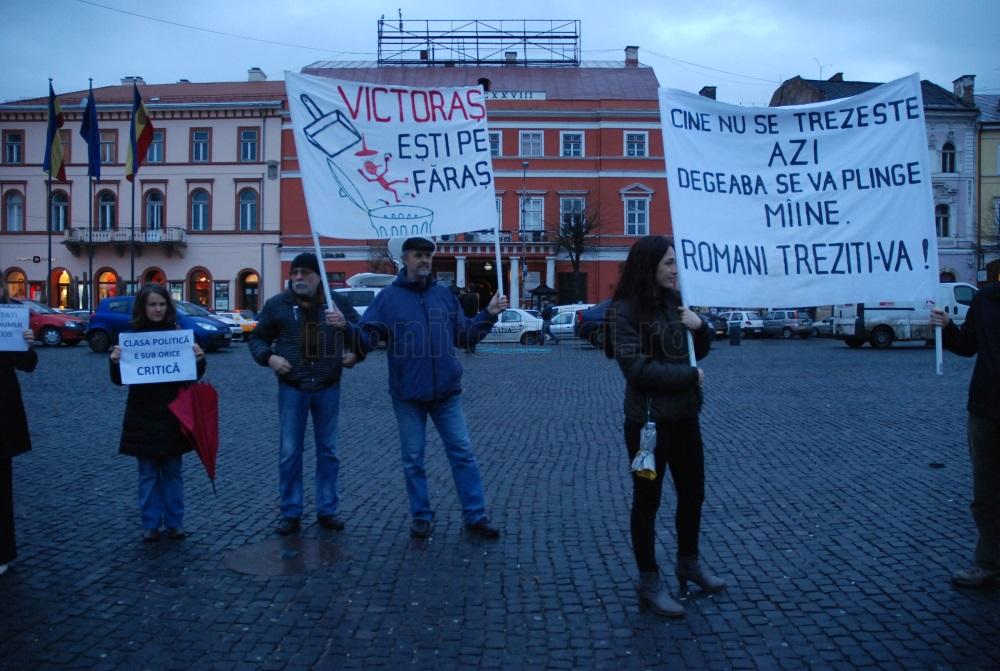 Clujeni au protestat împotriva imunităţii parlamentare 