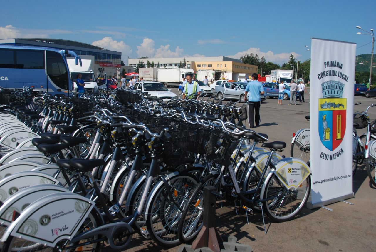 Prophet Compatible with domain Avem staţii de biciclete. Cum le folosim?