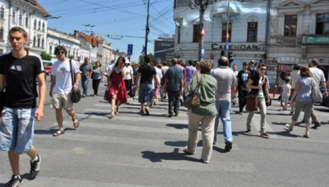 Cum a evoluat numărul populației din Cluj-Napoca și comunele vecine, în ultimii 10 ani