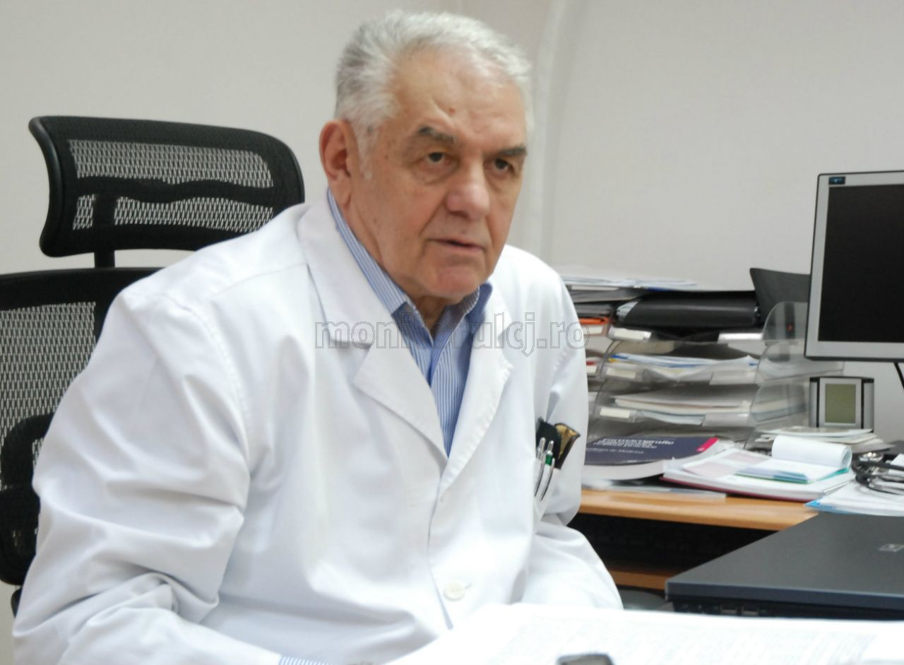 Profesorul Oliviu Pascu se pensionează, după 53 de ani de carieră