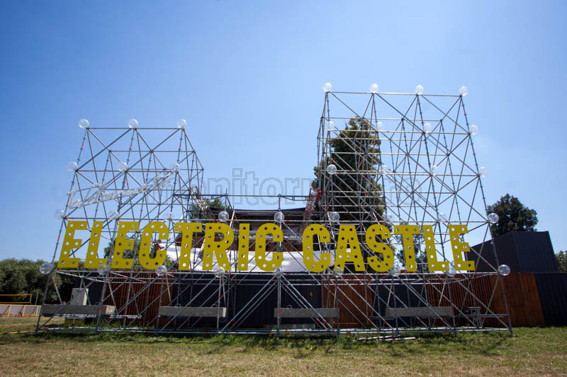 Electric Castle, ziua zero