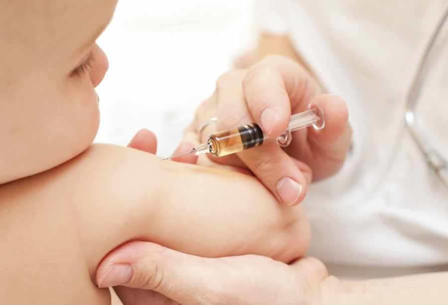 Proiectul de lege privind vaccinarea ajunge în Parlament