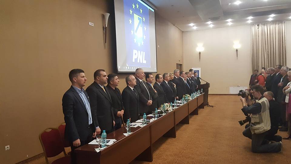 Alegeri fără surprize la PNL Cluj: Daniel Buda a candidat singur şi a câştigat un nou mandat la şefia organizaţiei judeţene.  Sursa foto Mihaela Suciu